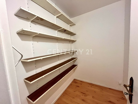 4غرفة شقة في Saarbrucken, Germany رقم 31041