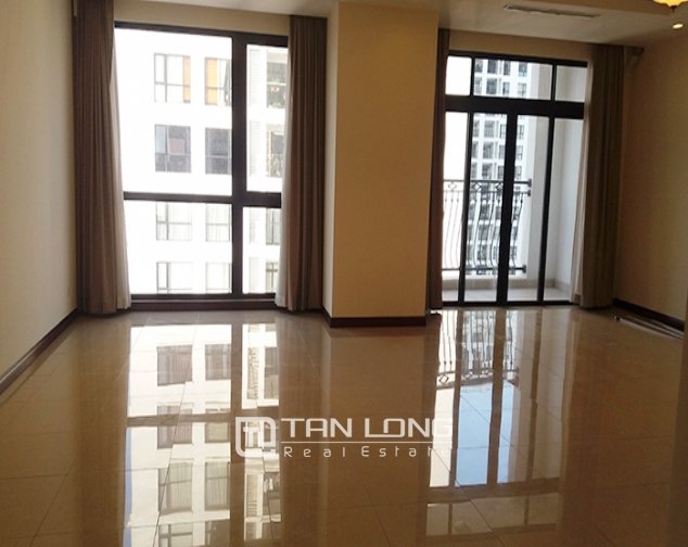 3 bedrooms Apartment in Thanh Xuan, Vietnam No. 2859