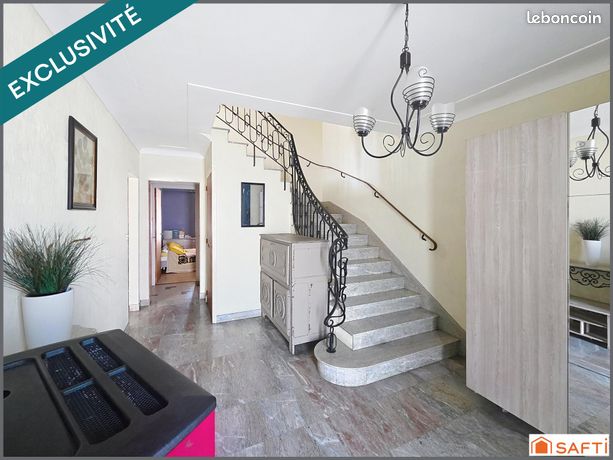 3 bedrooms House in Cholet, France No. 314042