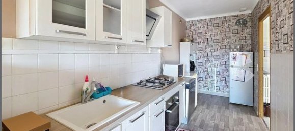 3 bedrooms House in Cholet, France No. 314042 3