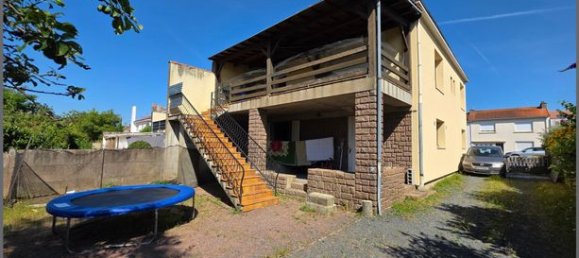 3 bedrooms House in Cholet, France No. 314042 8