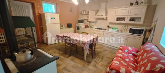 3 Schlafzimmer Haus in Mortara, Italy, Nr. 282338 11