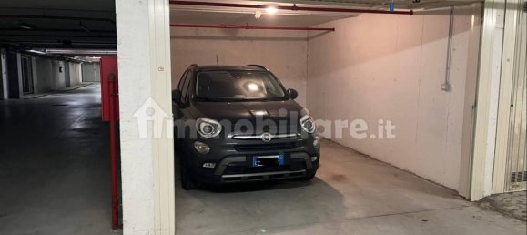 Garaje en Chiavenna, Italy 21 m² No. 378950 3