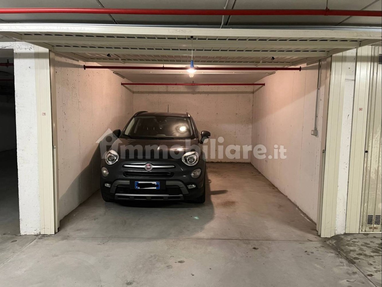 Garaje en Chiavenna, Italy 21 m² No. 378950