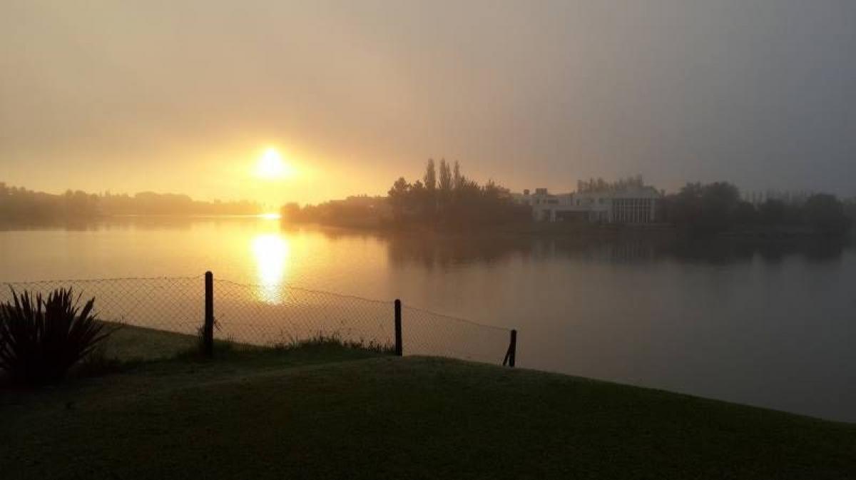 3 bedrooms House in Tigre, Argentina No. 18814