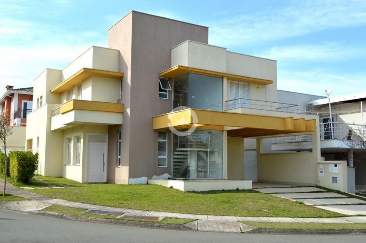 Casa de 4 dormitorios en Sao Paulo, Brazil No. 480371
