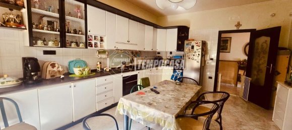 Квартира с 4 комнатами в Нола, Италия № 115092 6