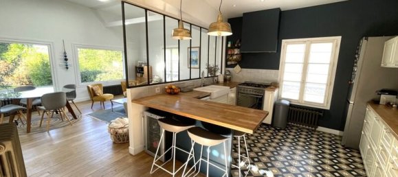 4 bedrooms House in La Celle-Saint-Cloud, France No. 318281 2