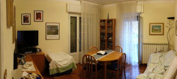 Apartamento de 4 habitaciónes en Bordighera, Italy No. 206291 2