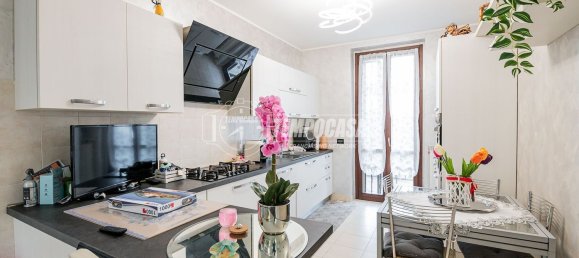 3 rooms Apartment in Cerro al Lambro, Italy No. 67867 14