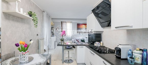 3 rooms Apartment in Cerro al Lambro, Italy No. 67867 12