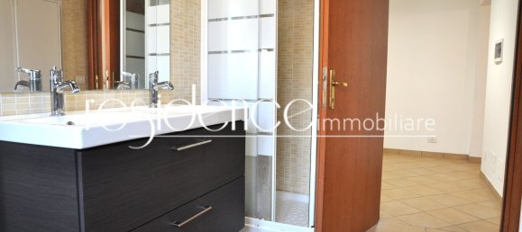 2غرفة شقة في Rome, Italy رقم 233513 30