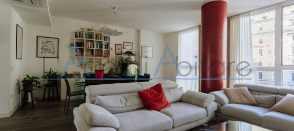 3 bedrooms Apartment in Padua, Italy No. 359162 3