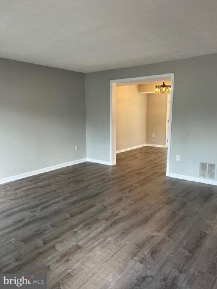 3 bedrooms House in Waldorf, USA No. 441778