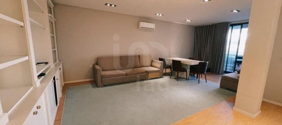 3 bedrooms Apartment in Porto, Portugal No. 110276 2