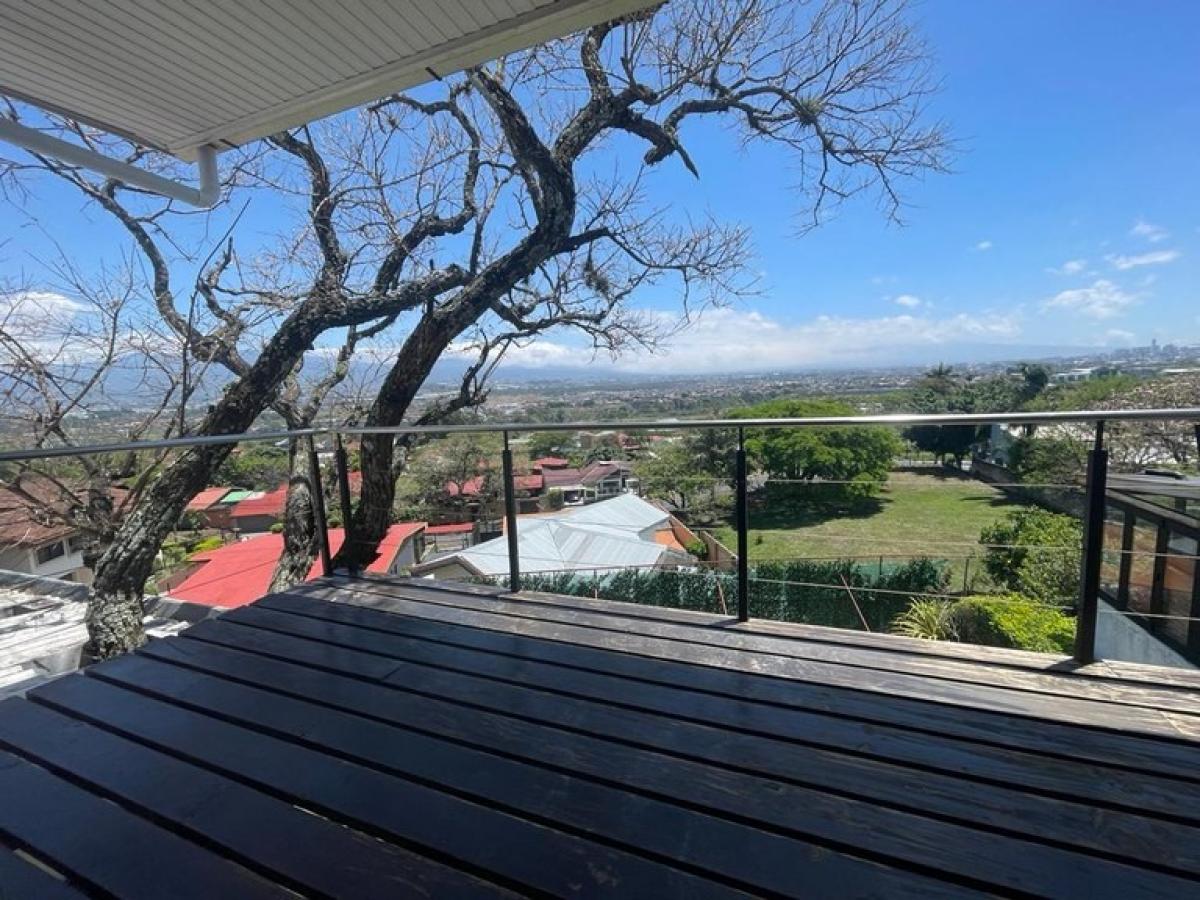 Apartamento com 4 quartos em condomínio em Santa Ana, Costa Rica N.º 1161