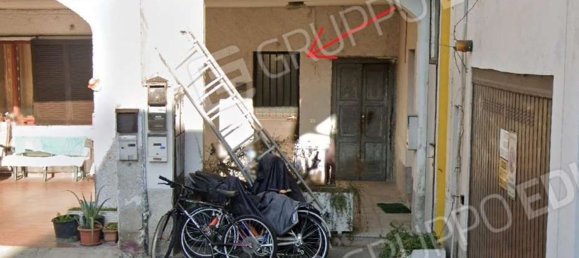 2 bedrooms Apartment in Uboldo, Italy No. 372584 3