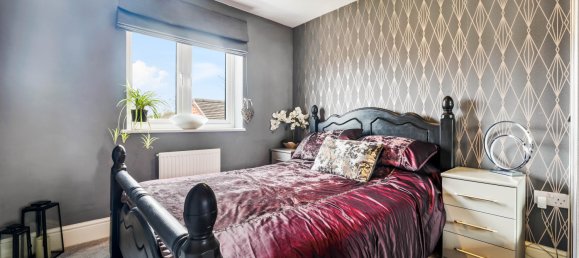 5 غرف نوم منزل في Horley, United Kingdom رقم 995 18