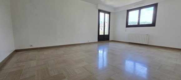 Apartamento de 3 dormitorios en Douvaine, France No. 298293 2
