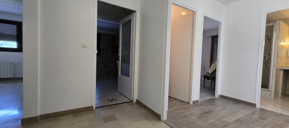 Apartamento de 3 dormitorios en Douvaine, France No. 298293 5