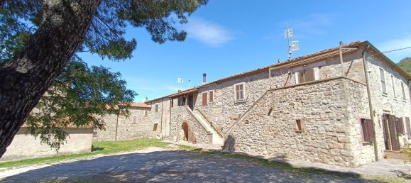 6 bedrooms House in Roccastrada, Italy No. 140800 4