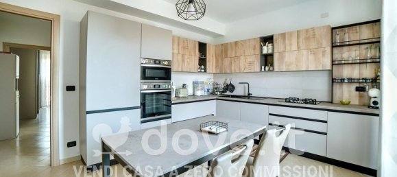 4 bedrooms Apartment in Catania, Italy No. 324558 14