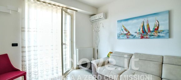 4 bedrooms Apartment in Catania, Italy No. 324558 6