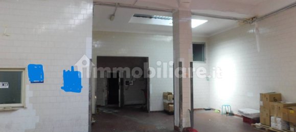 568m² Commercial property in Rome, Italy No. 350529 4