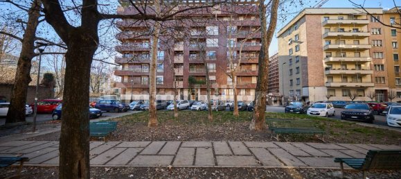 3 rooms Office in Milan, Italy No. 314933 6