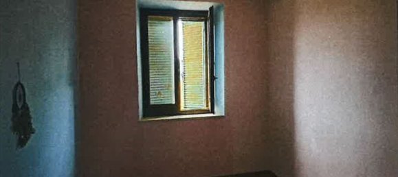 5 bedrooms Apartment in Deruta, Italy No. 312135 7