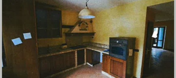 5 bedrooms Apartment in Deruta, Italy No. 312135 12