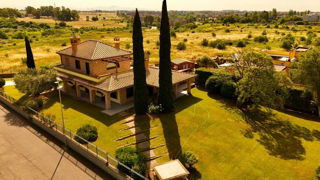 Villa de 5 dormitorios en Rome, Italy No. 313166