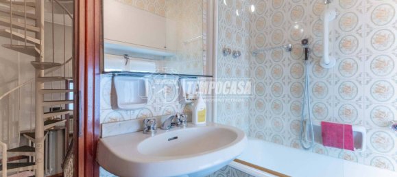 Вилла с 3 спальнями в Милан, Италия № 355752 42