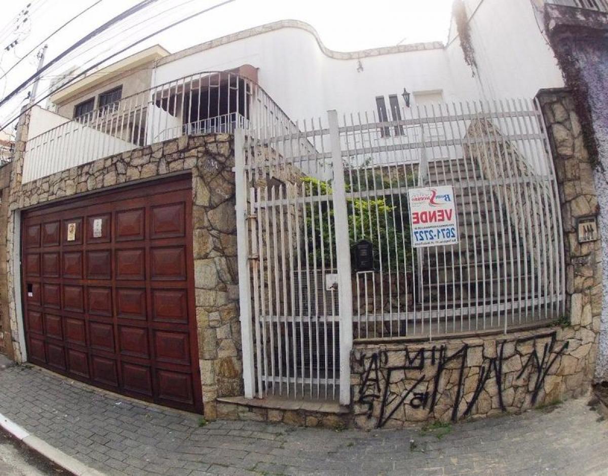 Casa de 3 dormitorios en Sao Paulo, Brazil No. 447042