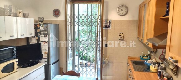 2 bedrooms Apartment in Bologna, Italy No. 271442 3