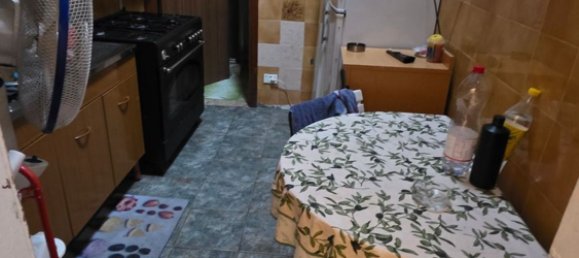 6 bedrooms Apartment in Paola, Italy No. 330218 8