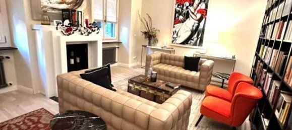 9 rooms Apartment in Genoa, Italy No. 64025 33