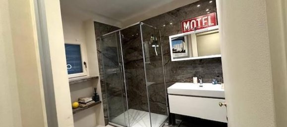 9 rooms Apartment in Genoa, Italy No. 64025 47