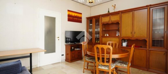 2 Schlafzimmer Wohnung in Susa, Italy, Nr. 299967 8