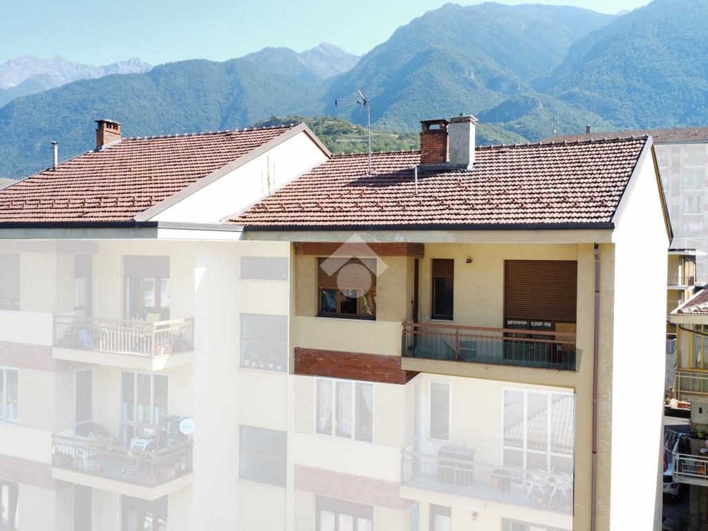 2 Schlafzimmer Wohnung in Susa, Italy, Nr. 299967