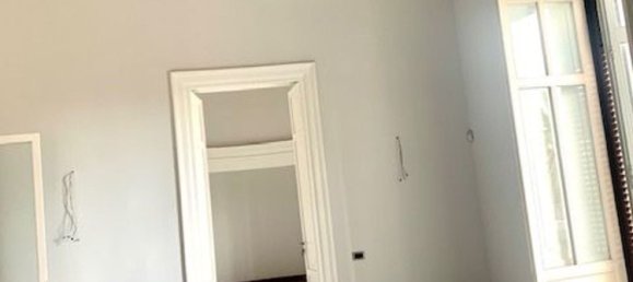 Oficina en Palermo, Italy 470 m² No. 157010 2