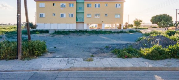 622 m² terreno en venta en Pervolia, Larnaka, Cyprus № 181188 4