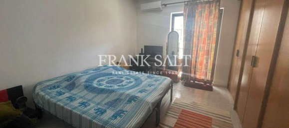 2 bedrooms Penthouse in Saint Paul's Bay, Malta No. 10679 10