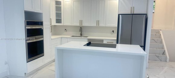 5 chambres villa à vendre à Miami, Miami-Dade, Florida, USA № 614711 28