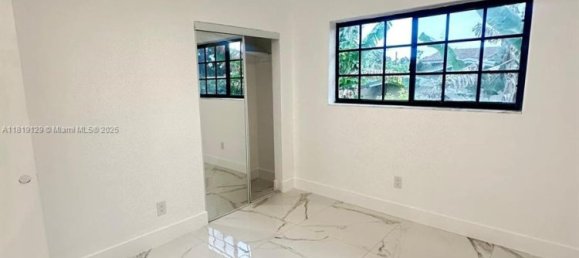 5 chambres villa à vendre à Miami, Miami-Dade, Florida, USA № 614711 7
