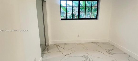 5 chambres villa à vendre à Miami, Miami-Dade, Florida, USA № 614711 8