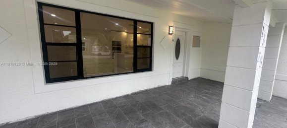5 chambres villa à vendre à Miami, Miami-Dade, Florida, USA № 614711 30