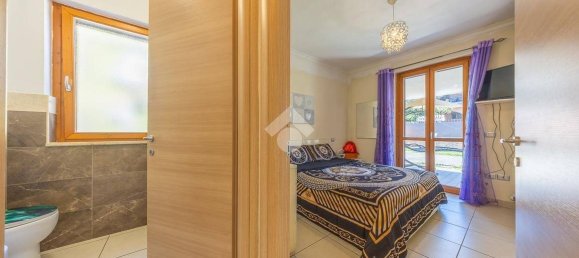 Villa de 2 dormitorios en Rome, Italy No. 198558 37