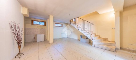 Villa de 2 dormitorios en Rome, Italy No. 198558 3