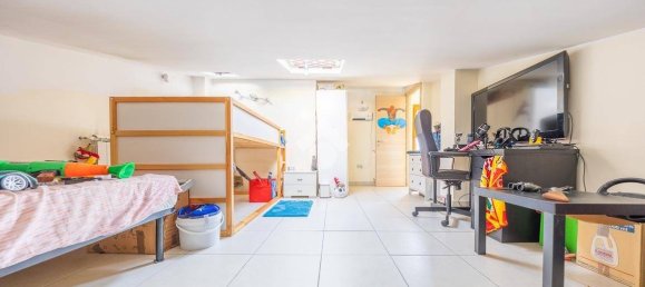 Villa de 2 dormitorios en Rome, Italy No. 198558 40